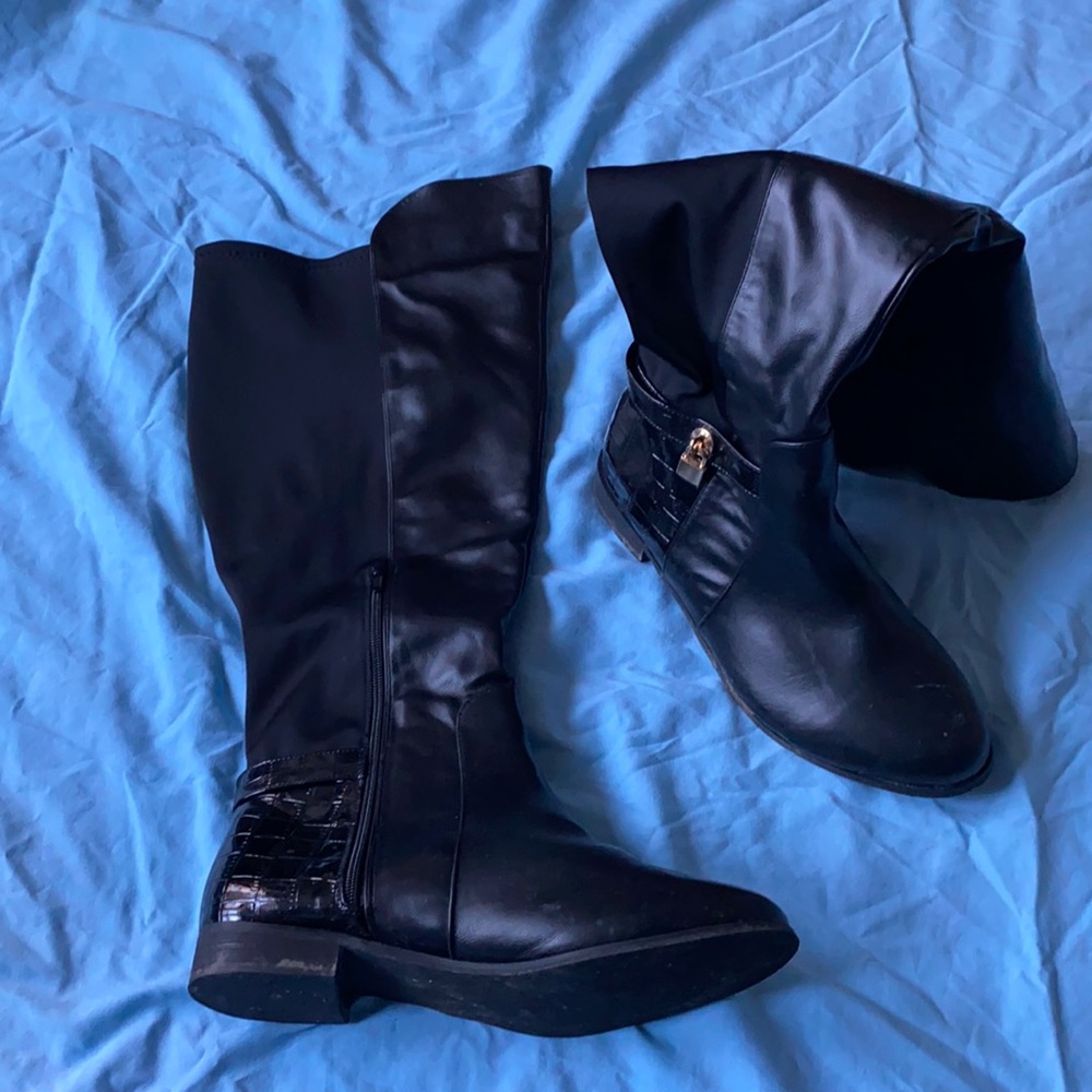 Black Boots